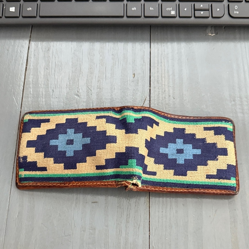 Geometric Patterned Men's Wallet - Picture 4 of 4